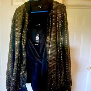 Sequin light open sweater with a black one piece undershirt size 3XL never worn!